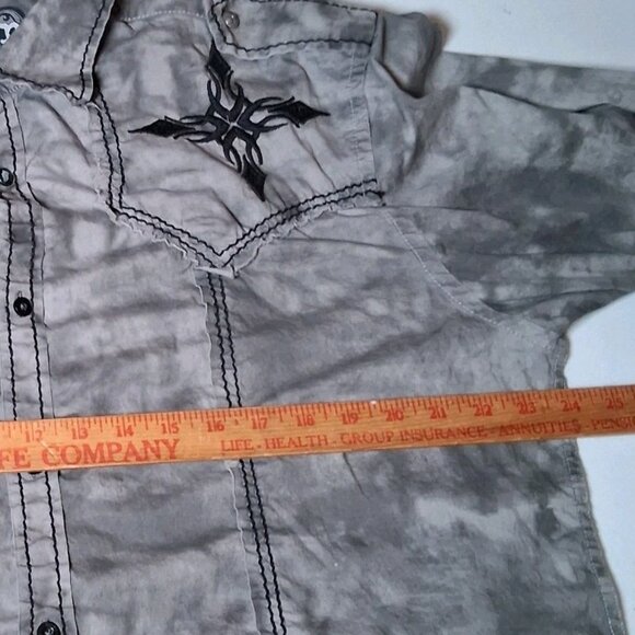 Roar Shirt Men XL Embroidered Distressed Long Sleeve Button Up Y2K Biker Rock - Picture 11 of 16